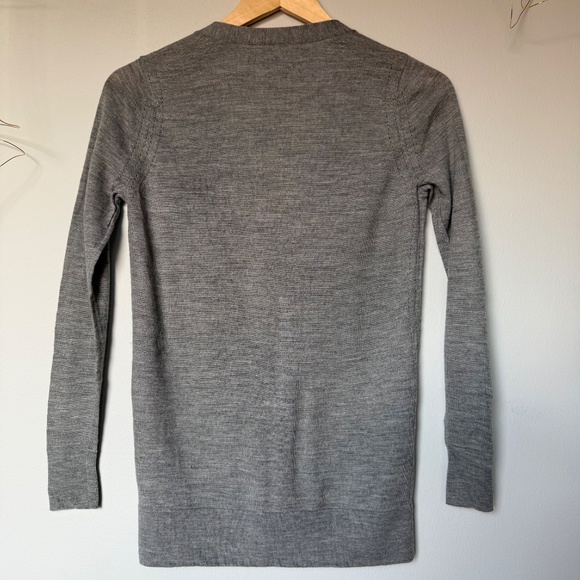 Banana Republic Grey Cardigan - Picture 3 of 6